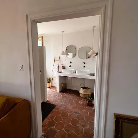 Les Roches Bed & Breakfast