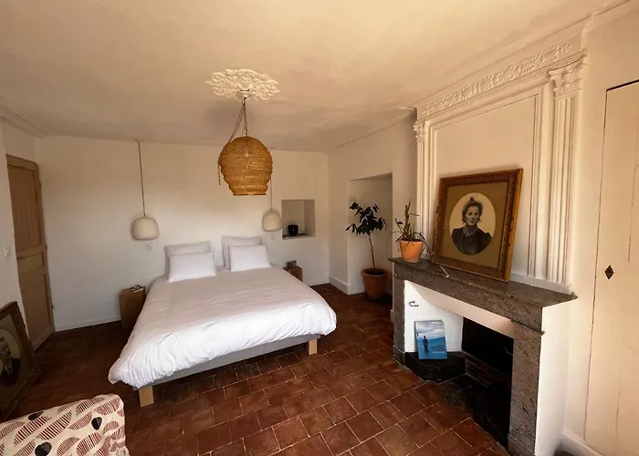 Les Roches Bed & Breakfast