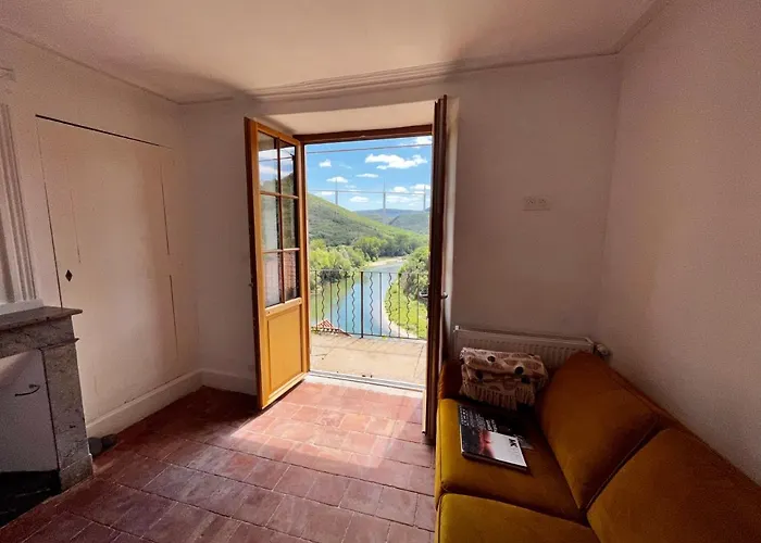 Les Roches Bed & Breakfast